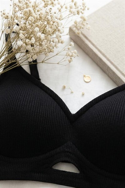 Lazer Kesim Hayalet Sütyen Siyah