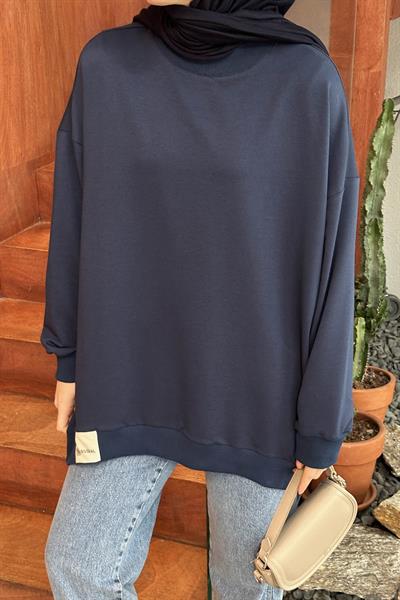 Etiket Detaylı Oversize Sweatshirt Lacivert