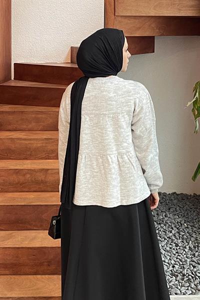 Yakası Bağcıklı Triko Kazak Gri