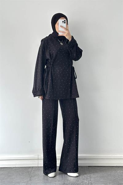 Tünel Detaylı Taşlı Takım Siyah