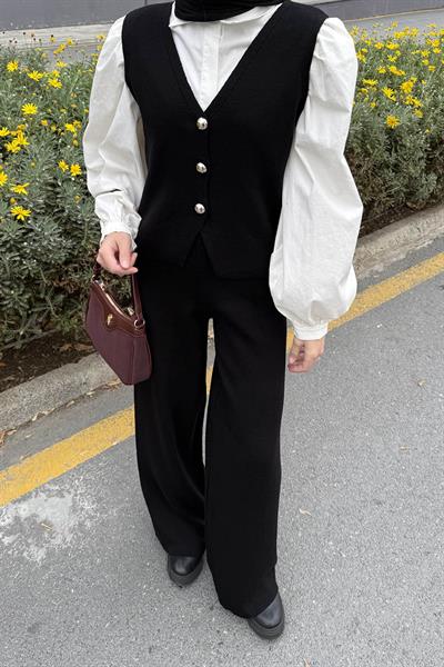 V Yaka Yelekl Takım Siyah