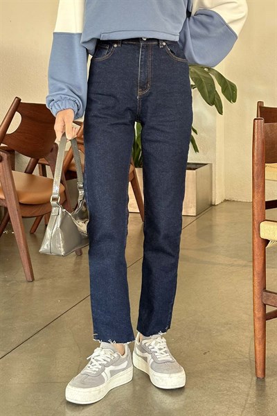 Kesik Paça Fit Jean Lacivert