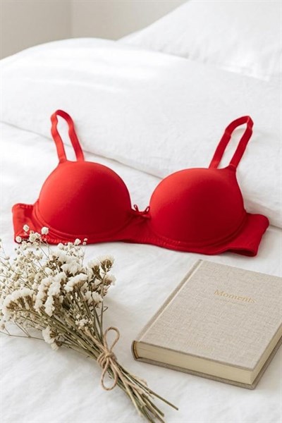 Desteksiz Kurdela Detay Sütyen Kırmızı