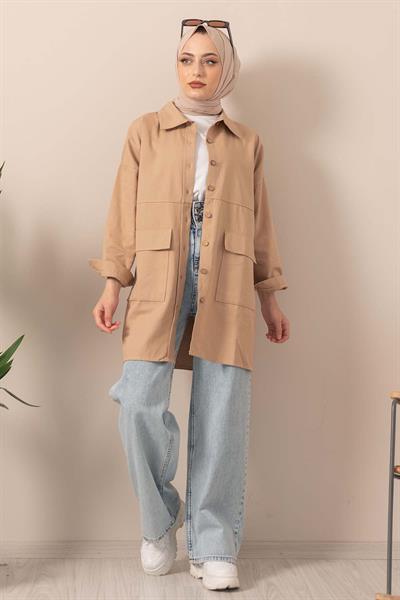 Kapaklı İki Cepli Tahta Düğmeli Gömlek Kum Beji