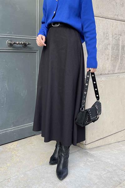 Kemer Detaylı Kloş Etek Siyah