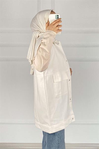 Önü Çıtçıt Düğmeli Yelek Ekru