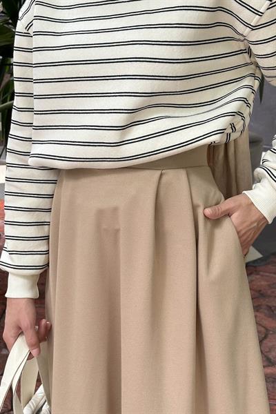 Önü Pileli Scuba Kumaş Bej