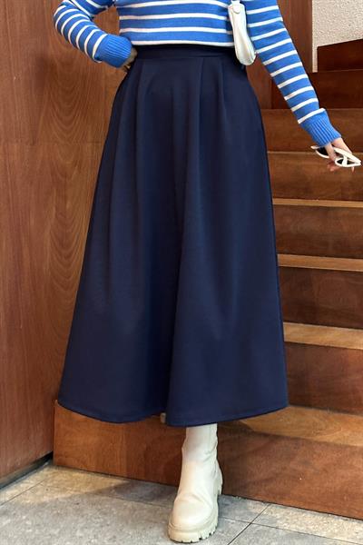 Önü Pileli Scuba Kumaş Lacivert