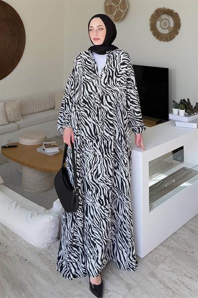 Yarasa Kol Baskılı Zebra Desen Tesettür Elbise Siyah