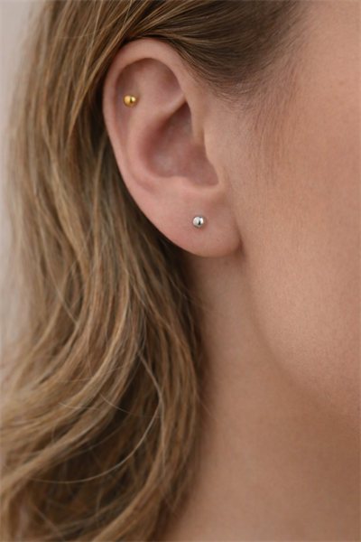 Çift Renk Top Uçlu Çelik Piercing (Gold & Silver) – 2'li Set