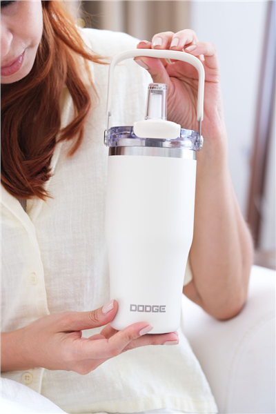 Beyaz Kişiye Özel 750 Ml Kulplu ve Pipetli Çelik Termos