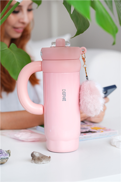 Kişiye Özel 950 ml Kulplu Vakumlu Pembe Çelik Termos,Peluş Charm Detaylı