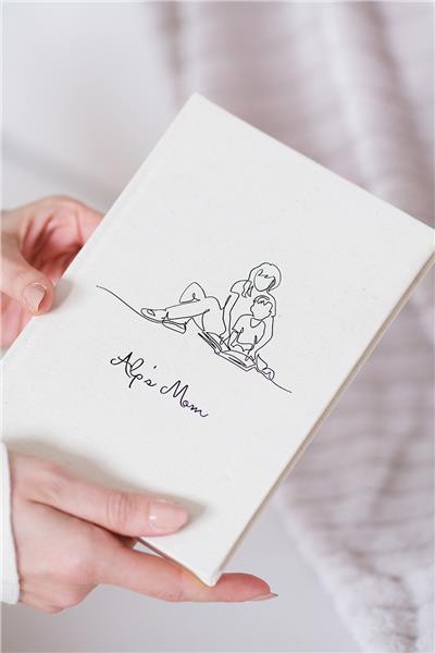 Kişiye Özel Anne- Erkek Bebek Desenli Kanvas Defter 