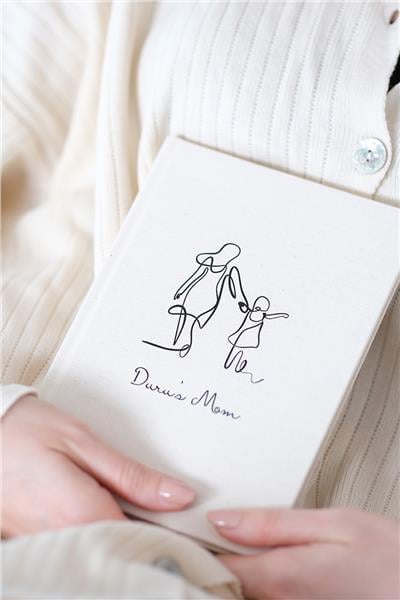 Kişiye Özel Anne- Kız Bebek Desenli Kanvas Defter 