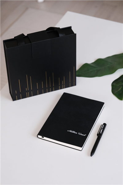 Kişiye Özel Çantalı Siyah Defter-Kalem Hediye Seti