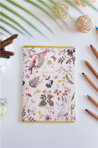 Kişiye Özel Egzotik Kuş ve Çiçek Desenli A5 Çizgili Defter