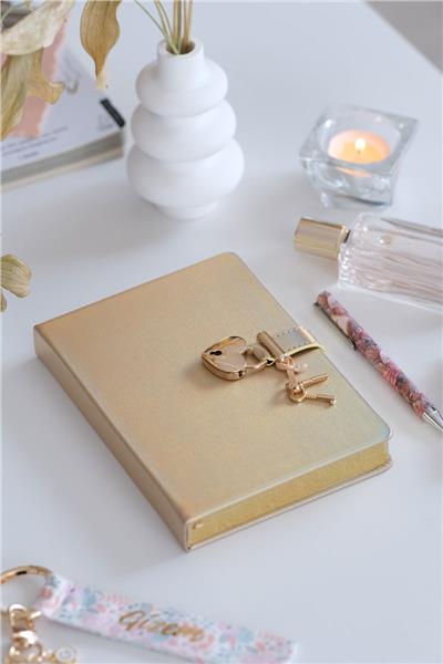 Kişiye Özel Gold Kalp Kilitli Defter