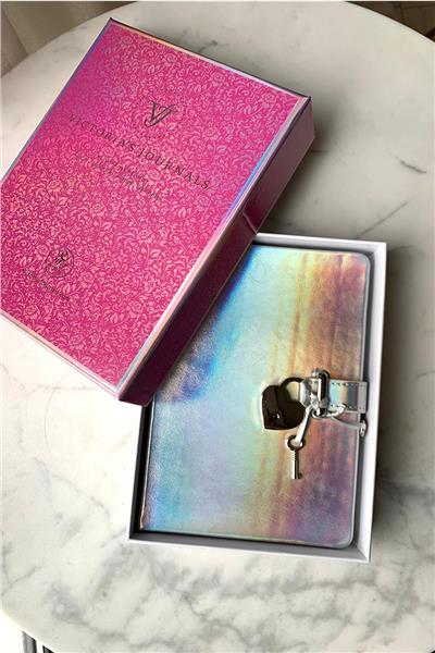 Kişiye Özel Gümüş Kalp Kilitli Defter