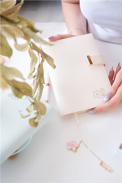 Kişiye Özel Kutulu Krem Defter