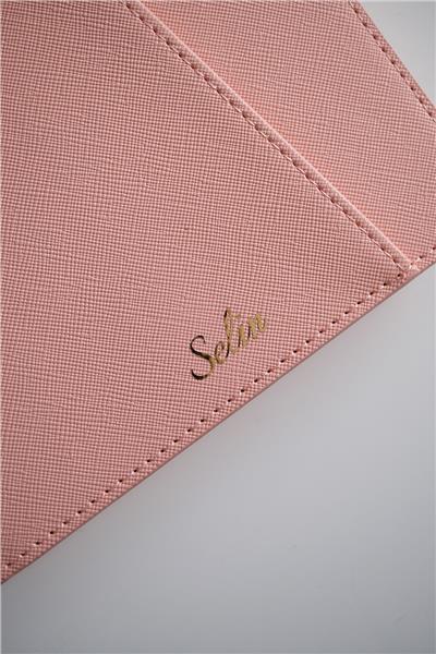 Kişiye Özel Pembe Deri Geçme Kapaklı Defter