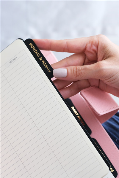 Kişiye Özel Pembe Organizer Haftalık Planlayıcı Tarihsiz Defter 