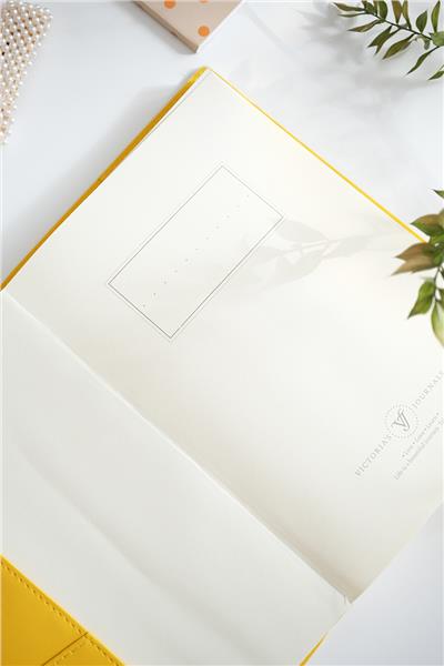 Kişiye Özel Sarı Deri Geçme Kapaklı Defter