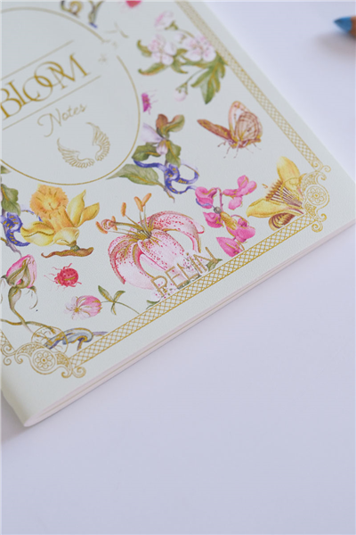 Kişiye Özel Vintage Çiçek ve Kelebek Desenli A5 Çizgili Defter