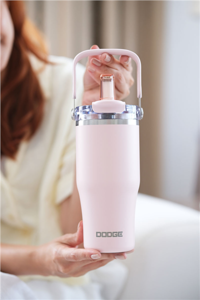 Pembe Kişiye Özel 750 Ml Kulplu ve Pipetli Çelik Termos