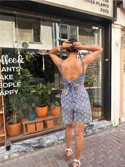 Sırttan Bağcıklı Tulum