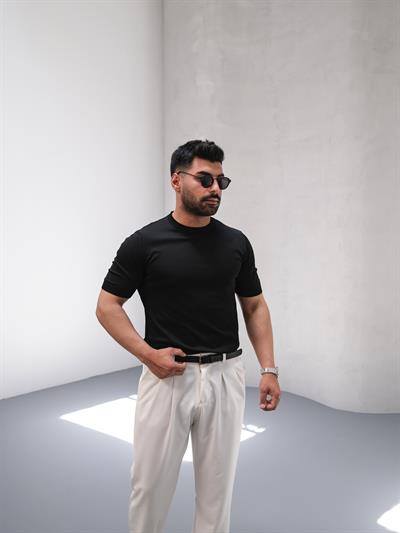 SİYAH TRİKO TİŞÖRT