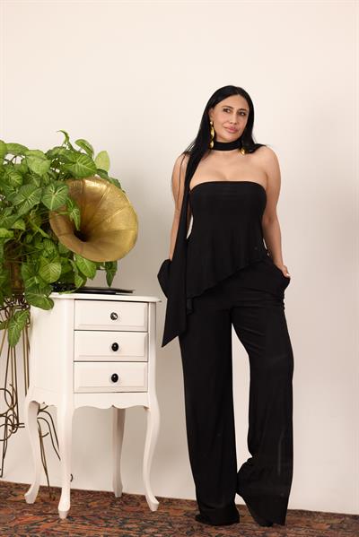 Asimetrik Kesim Fular Detaylı Bluz & Pantolon Takım 