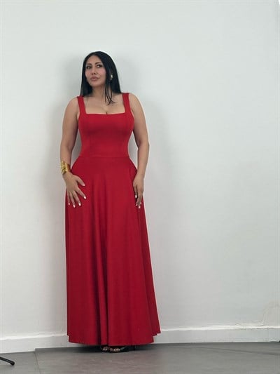 Askılı Kare Yaka Maxi Elbise