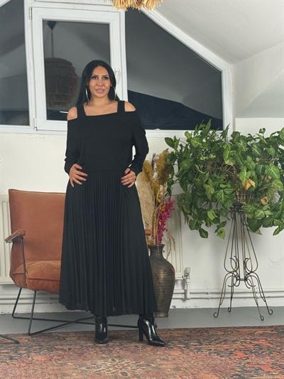 Pliseli Askılı Elbise & Yarasa Kol Bluz Takım