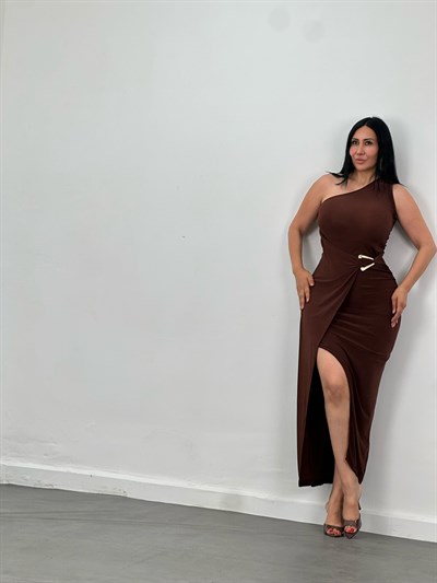 Tek Omuz Drapeli Tokalı Maxi Elbise