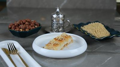 Sütlü Nuriye Baklava