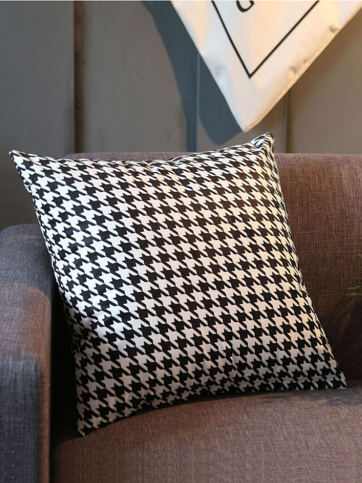 Modern Dekoratif Kırlent 50x50 – Elyaf Dolgu, Fermuarlı, Yıkanabilir Kılıf