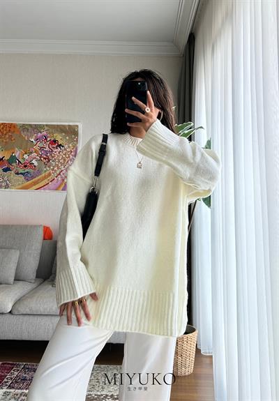 Airi Oversize Vintage Kazak Beyaz