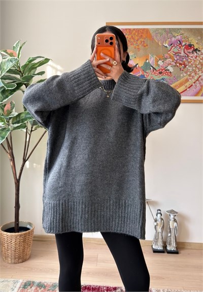Airi Oversize Vintage Kazak Füme