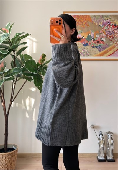 Airi Oversize Vintage Kazak Füme