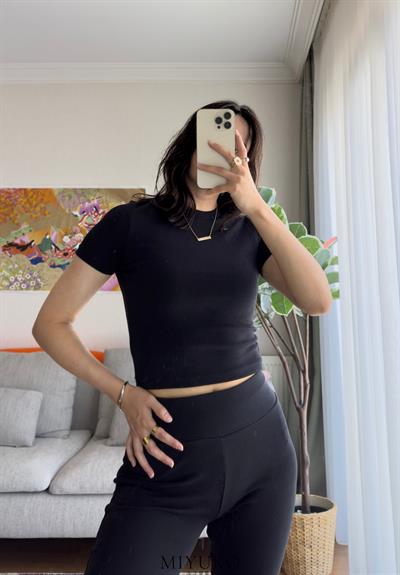 Akeno Fit Takım Siyah