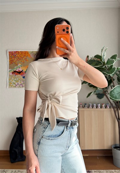 Asira Yan Bağlamalı T-Shirt Bej