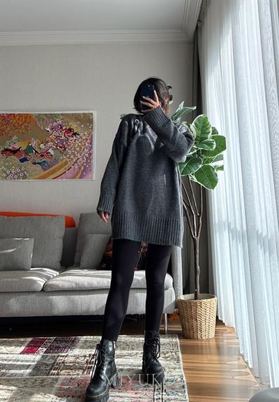 Airi Oversize Vintage Kazak Füme