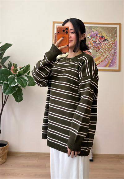 Bisiklet Yaka Çizgili Oversize Triko Kazak Haki