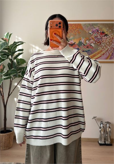 Bisiklet Yaka Çizgili Oversize Triko Kazak Ekru