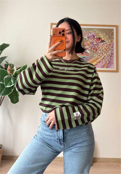 Çizgili Kol Etiketli Bisiklet Yaka Sweatshirt Yeşil