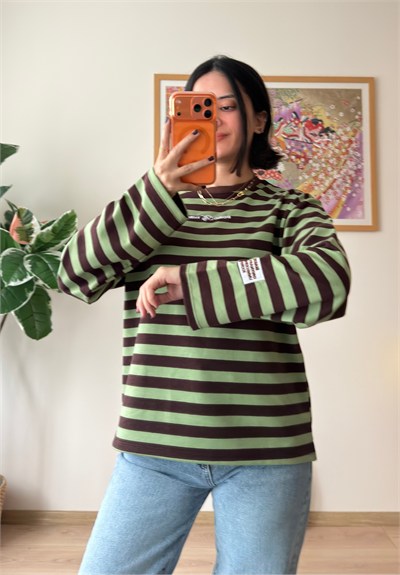 Çizgili Kol Etiketli Bisiklet Yaka Sweatshirt Yeşil