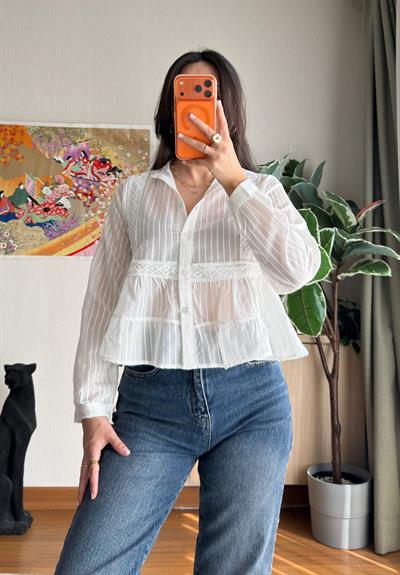 Eri Dantel Detaylı Bluz Beyaz