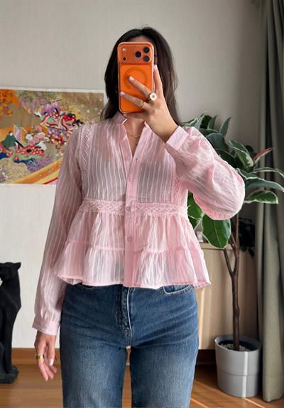 Eri Dantel Detaylı Bluz Pembe