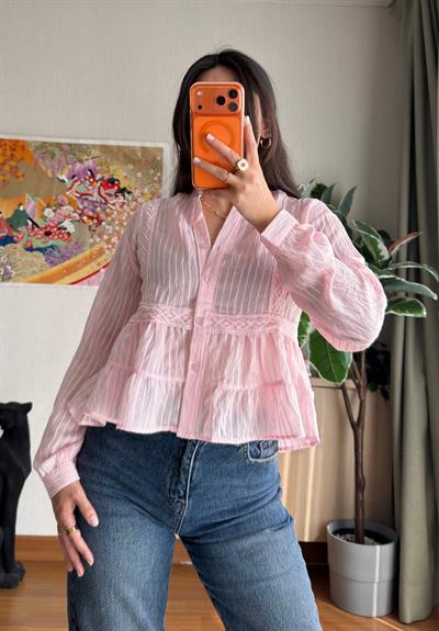 Eri Dantel Detaylı Bluz Pembe