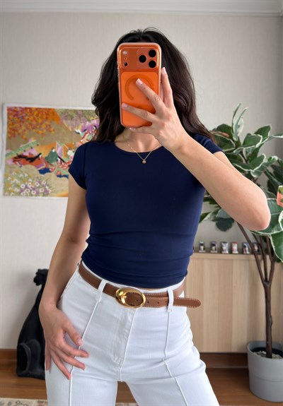 Geniş Bisiklet Yaka Crop T-Shirt Lacivert